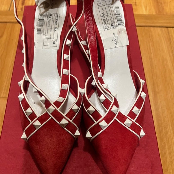 Valentino Garavani Rockstud heels - Picture 2 of 4